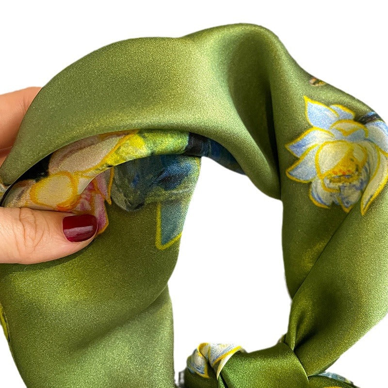 Versatile And Stylish Silk Neck Scarf